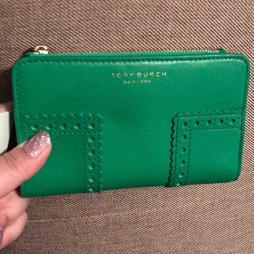 Tory Burch T Block Smartphone Wallet